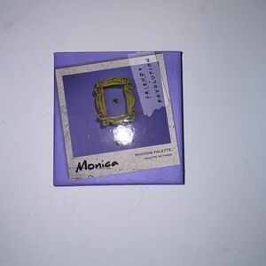 Friends Revolution-Limited Edition Monica Eyeshadow Palette